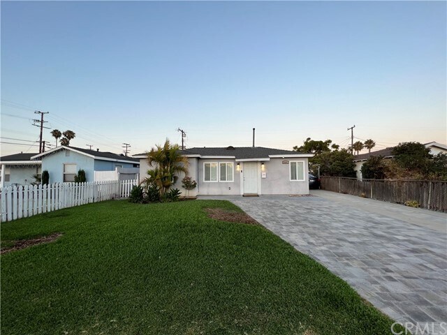 Primary Photo - 17006 S Catalina Ave