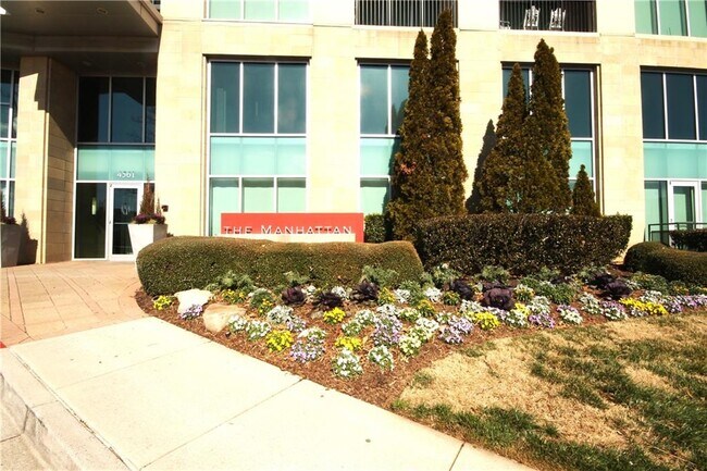Foto del edificio - 4561 Olde Perimeter Way
