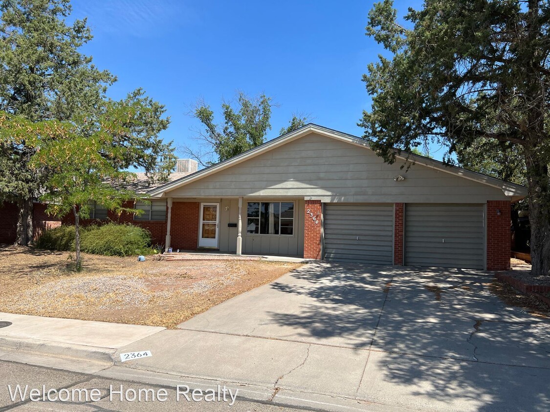 Primary Photo - 4 br, 2 bath House - 2364 Apache Ln
