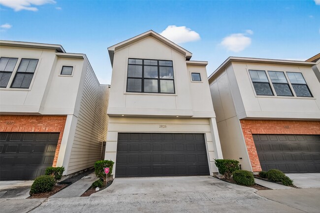 Building Photo - 3925 Tulane Oak Dr