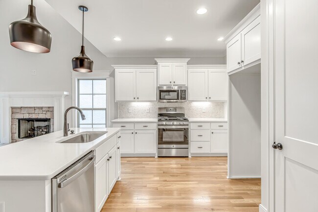 Foto del edificio - 122 Shady Hollow Dr
