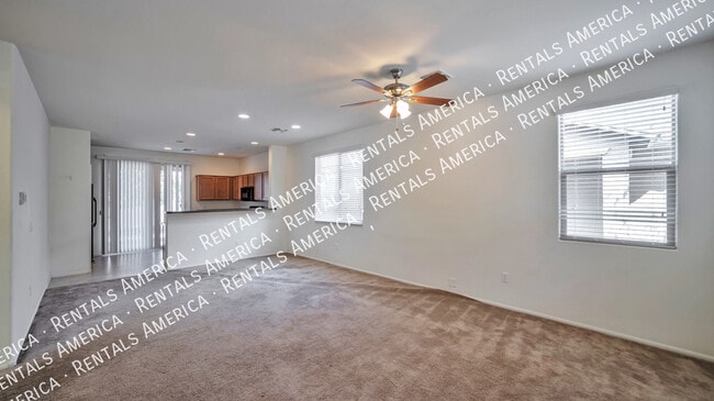 Foto del edificio - 6678 W Fishermans Dr