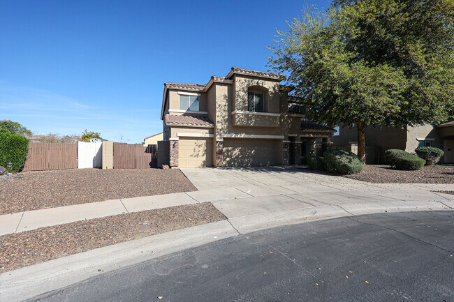 Building Photo - 14258 W Lisbon Ln