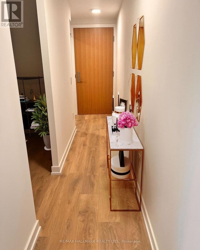 Building Photo - 150 Logan Ave