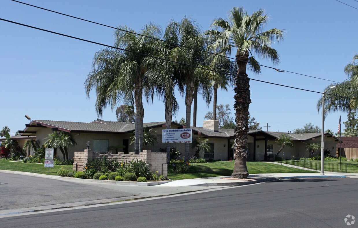 King Arthur's Mobile Home Park Apartments in Riverside, CA