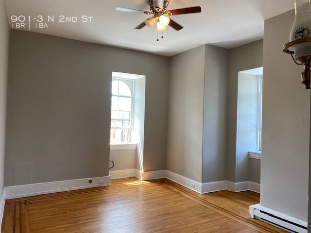 Building Photo - 3rd Floor 1 Bedroom 1 Bath Apt, Gas Included