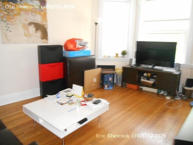 Building Photo - 79 Gordon St