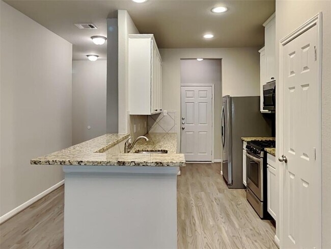 Foto del edificio - 168 Camelot Pl Ct