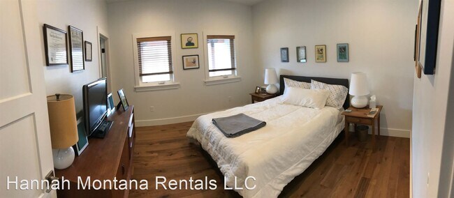 Building Photo - 3 br, 3.5 bath House - 1116 RIdgeview Trail