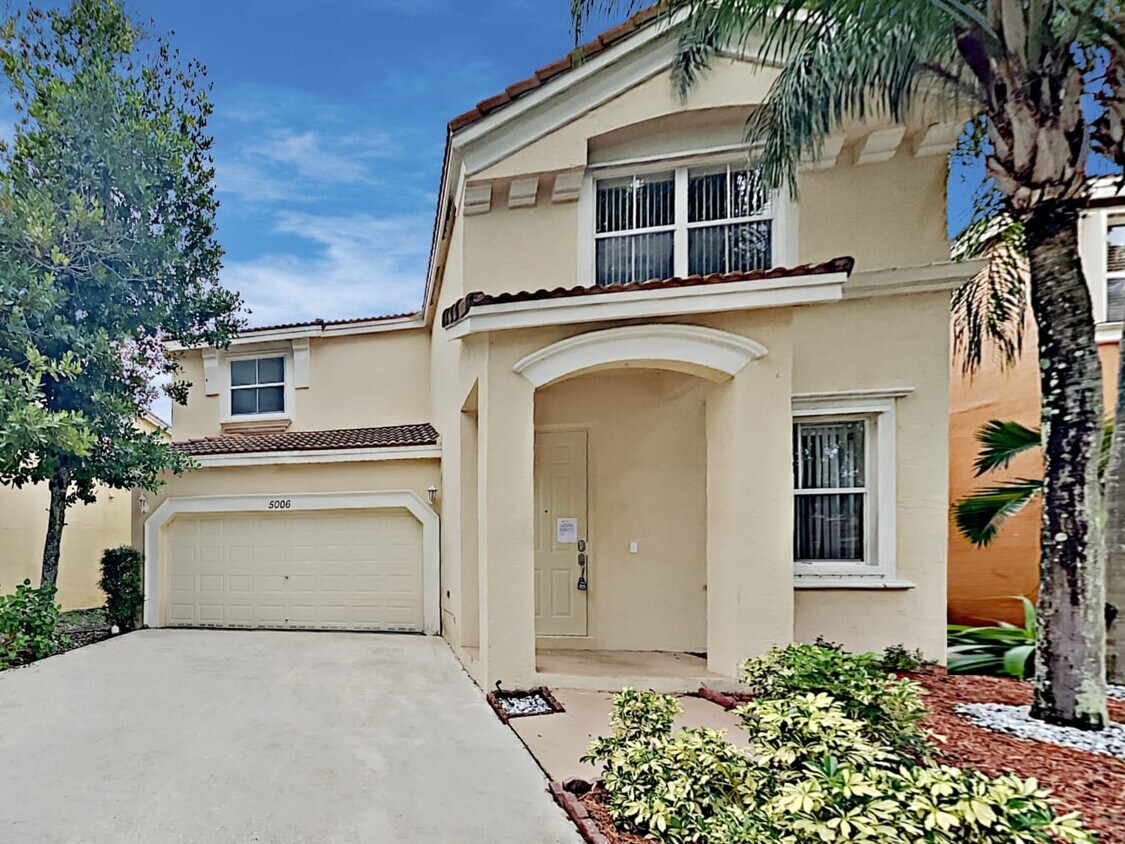 Primary Photo - 5006 SW 155th Ave