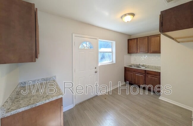 Building Photo - 3853 Copper Cir E