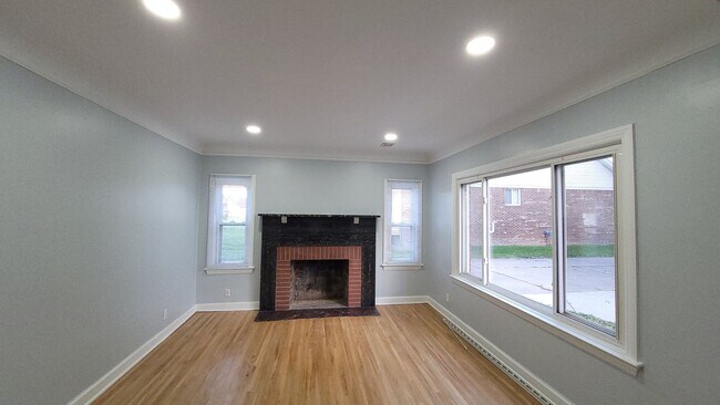 Building Photo - Here is a TREAT for you!