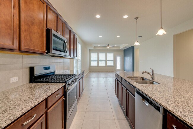 Building Photo - 138 Duroc Dr