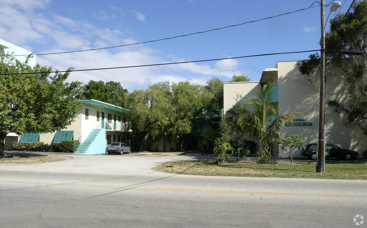 Primary Photo - 3071 SW 27th Ave