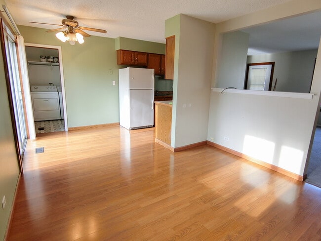 Building Photo - 517 Hingham Ln