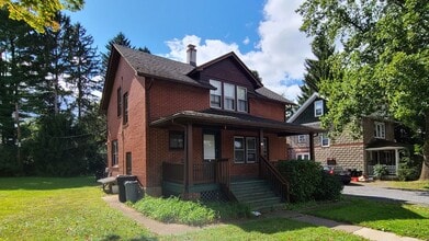 Building Photo - 714 N Atherton St