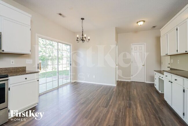 Foto del edificio - 107 Salem Pl Ct