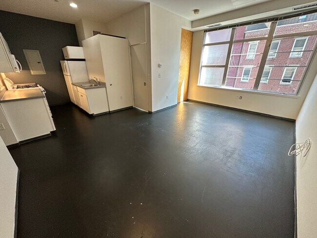 Foto del edificio - 117 E Berkeley St