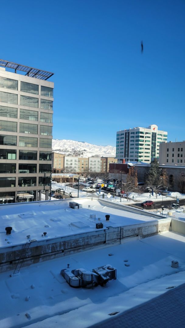 Building Photo - Views of the Boise Foothills this 2 bedroo...