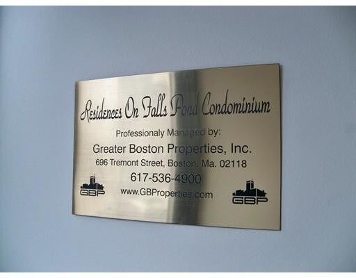 Foto del edificio - 426 Mt Hope St