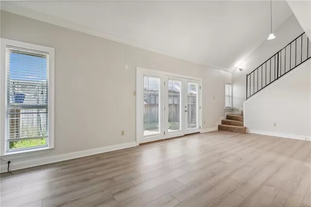 Foto del edificio - 351 Jackson Ave