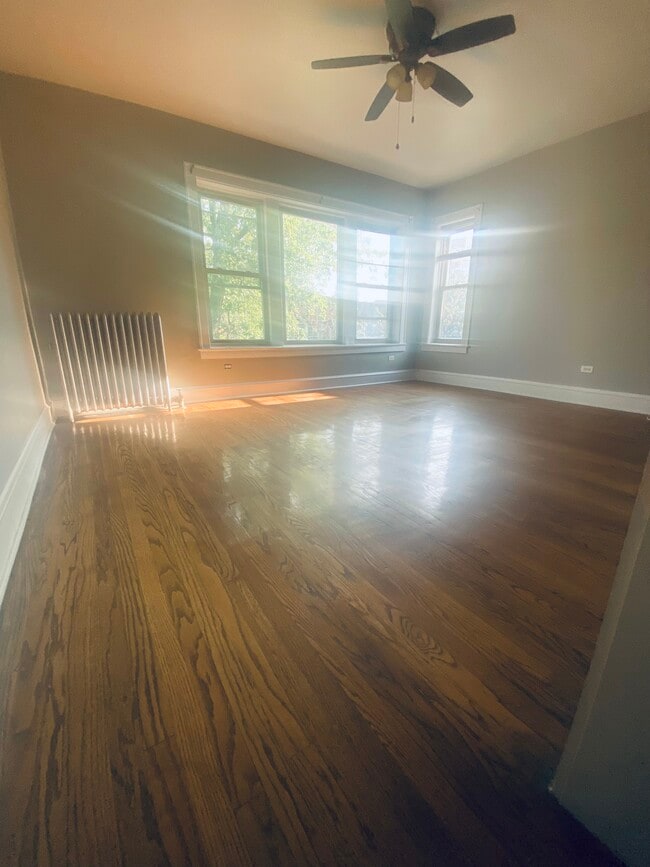 Living Room - 2320 E 69th St