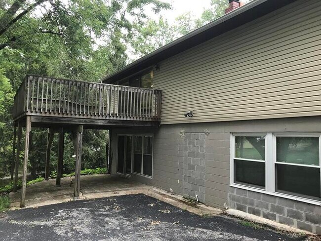 Building Photo - 3314 Vernier Ave