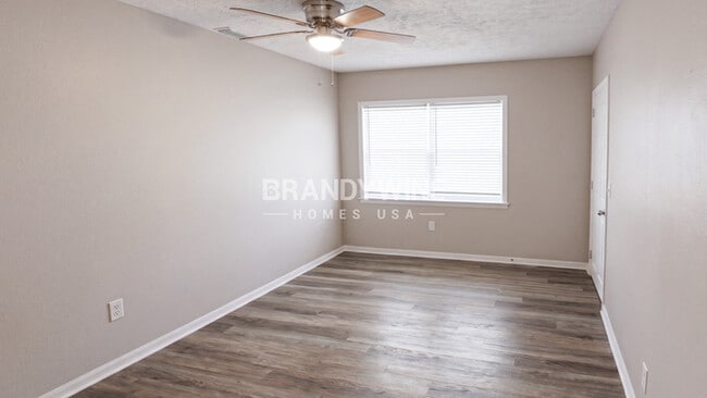 Foto del edificio - 2610 E Annie St