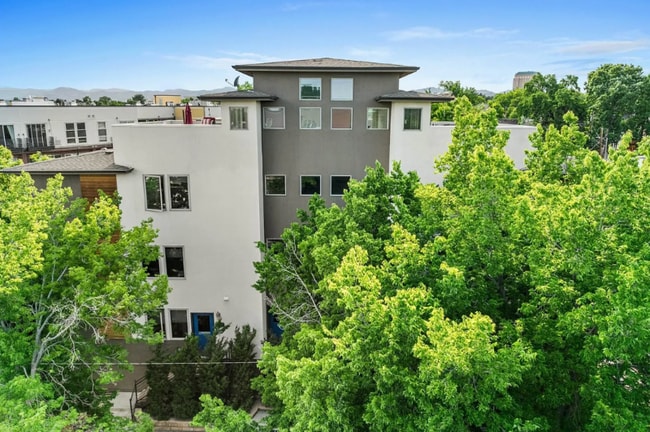 Photo - 3059 Zuni St Townhome