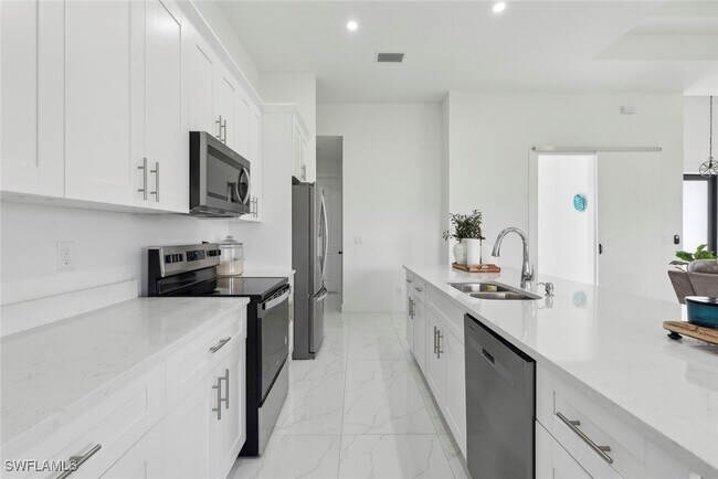 Foto del edificio - 1233 NW 37th Ave