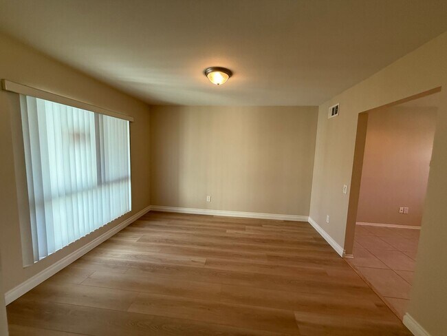 Foto del edificio - The Popular Freestanding El Dorado in Leisure Village