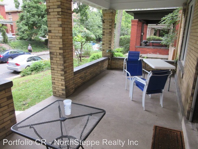 Foto del edificio - 5 br, 2 bath Apartment - 53 E Northwood Ave