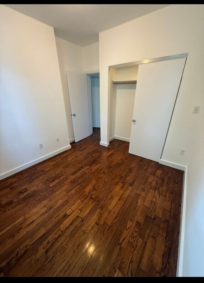 Foto del edificio - 1076 Decatur St