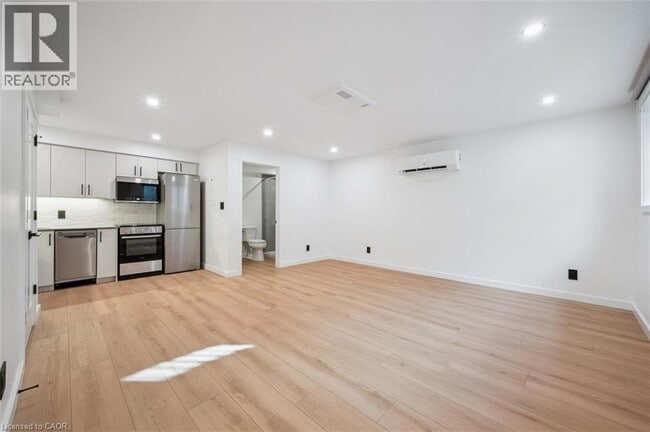 Photo du bâtiment - 66 Union St E