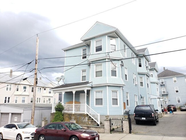Exterior - 246 Eagle St