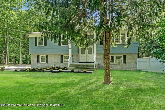 Building Photo - 532 Frank Applegate Rd