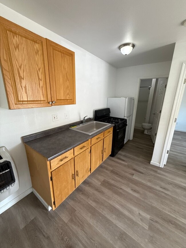 Building Photo - 2.2 Miles to Oregon Tech and Sky Lakes Med...