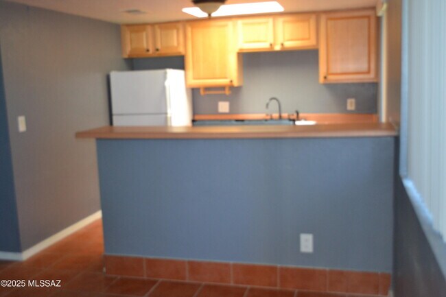 Foto del edificio - 455 W Kelso St