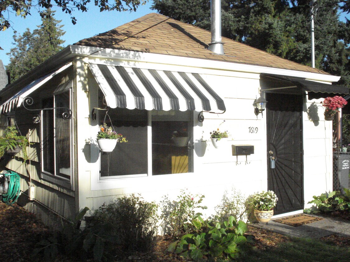 Sunny Front - 7619 N Berkeley Ave (Portland, OR)