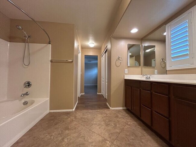 Foto del edificio - 2251 S Ponderosa Dr