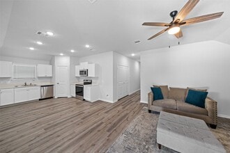 Building Photo - 1434 25th St