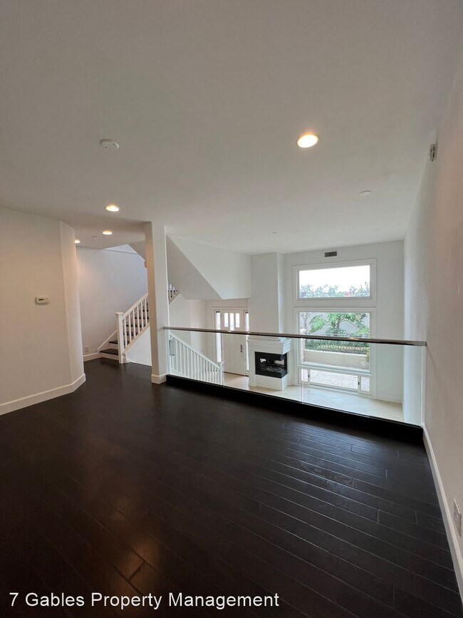 Foto del edificio - 2 br, 2.5 bath House - 19411 Surfset Drive