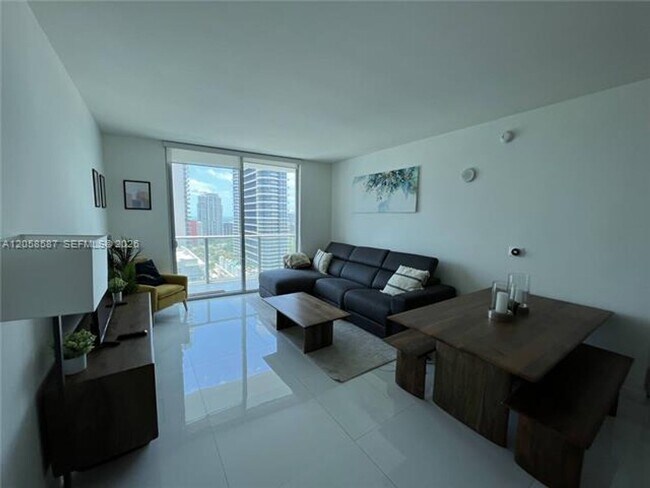 Foto del edificio - 1100S S Miami Ave