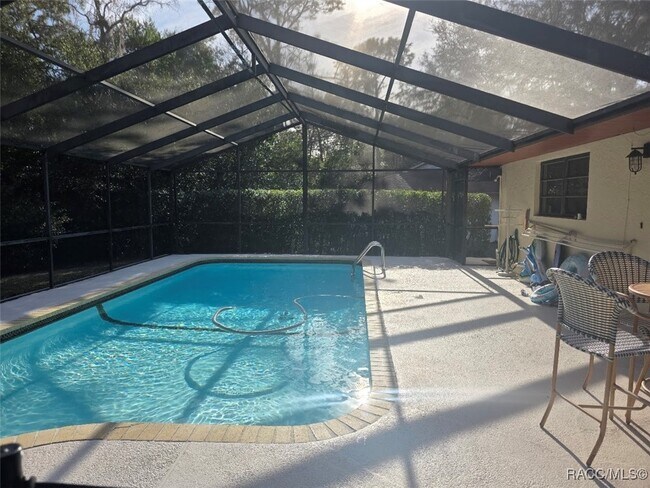 Foto del edificio - 25 Holly Ct