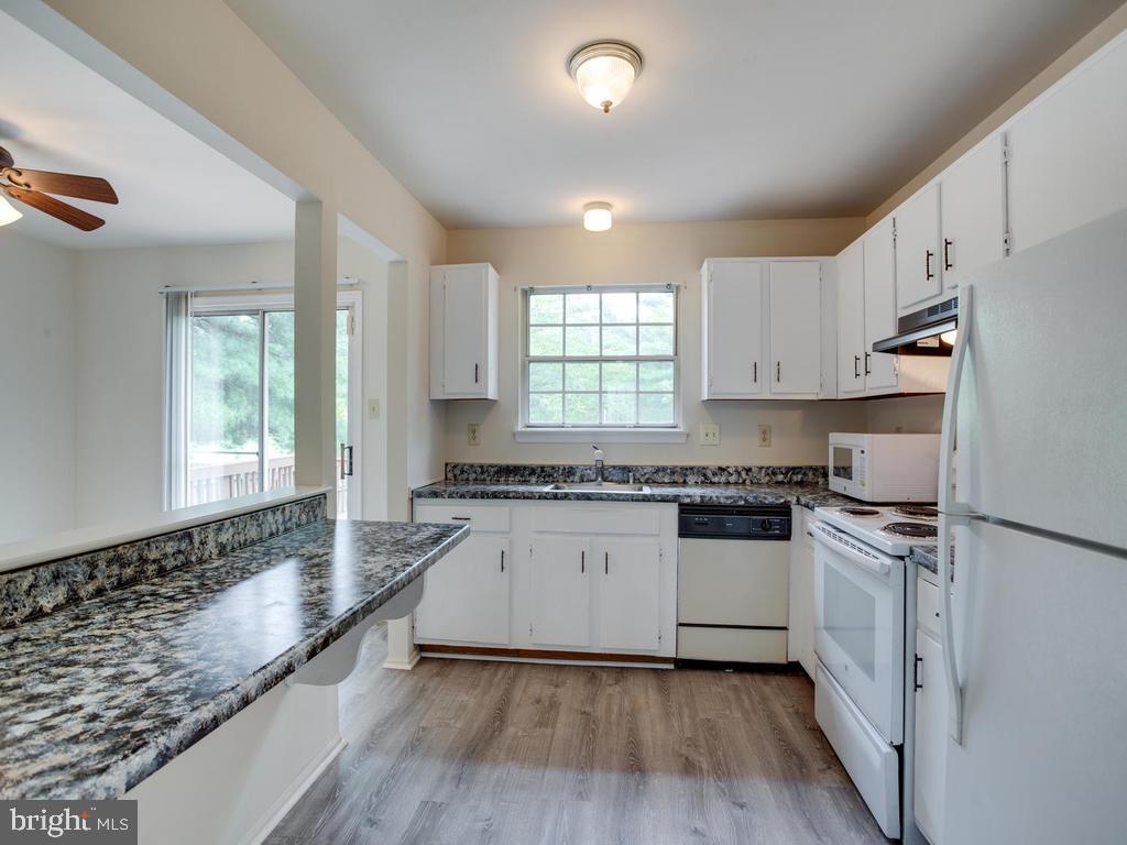 Primary Photo - 2147 Princess Anne Ct