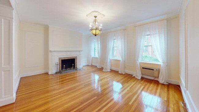 Building Photo - 311 Tappan St