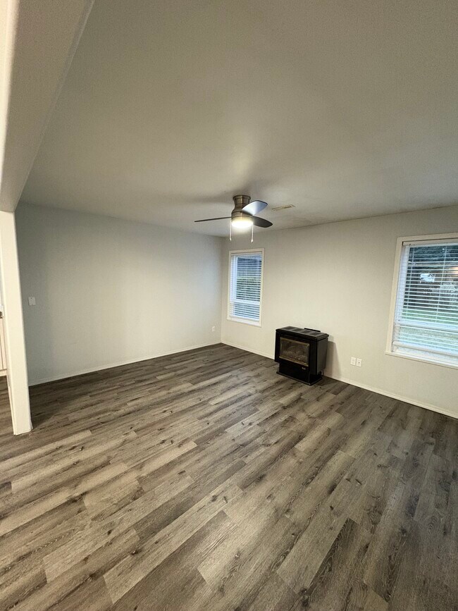 Photo du bâtiment - 9687 Windsor St