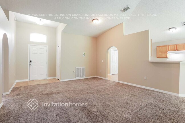 Foto del edificio - 1786 Hearth Street