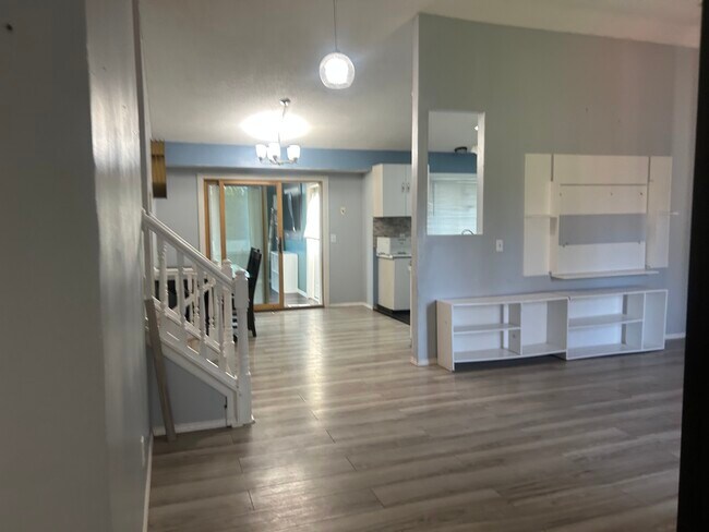 Foto del edificio - 6049 67th Way N