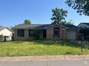 Building Photo - 4822 Greenfield Dr